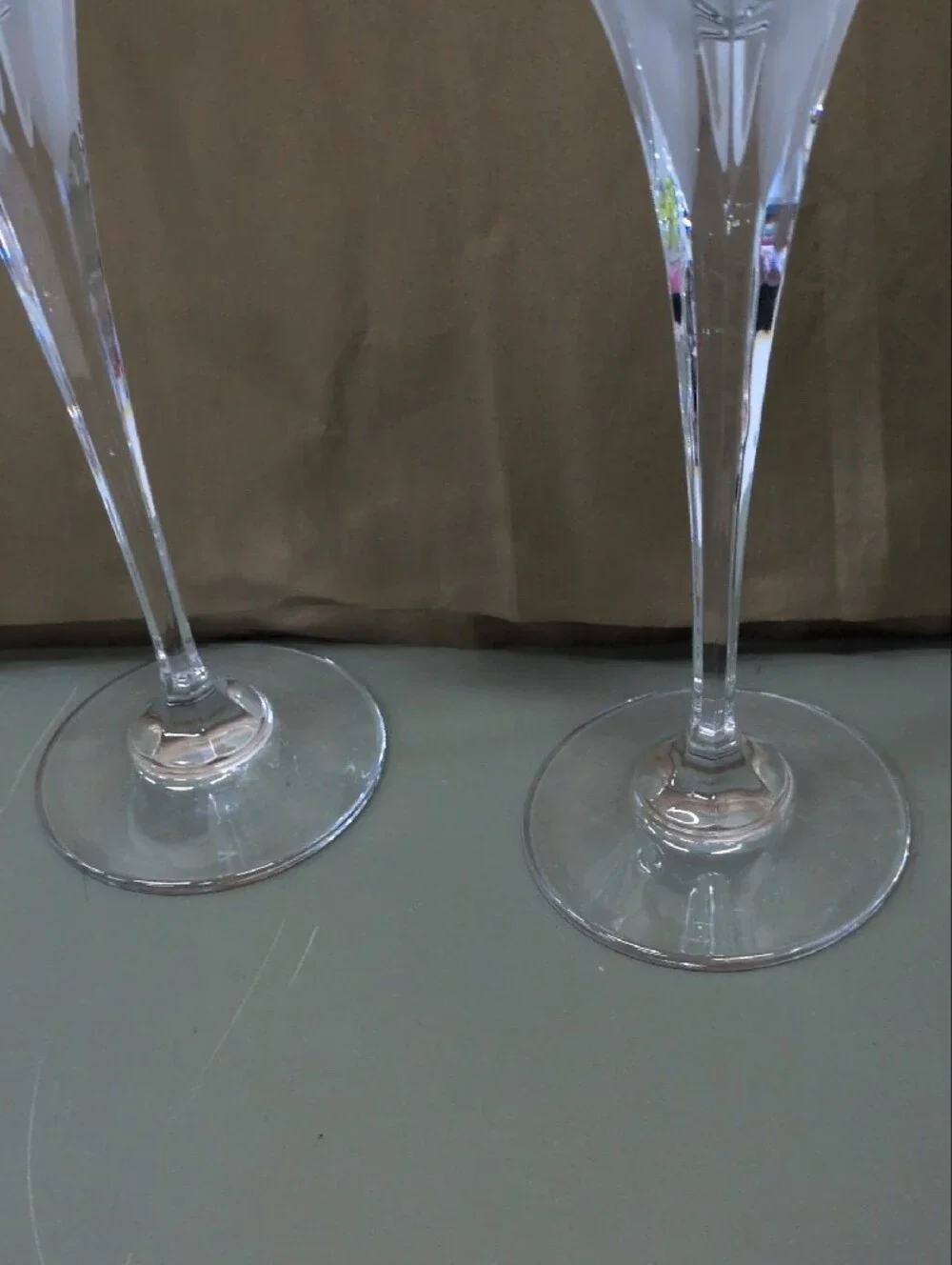 Mikasa Flutes Flame D' Amore. Set Of 2. Perfect Condition